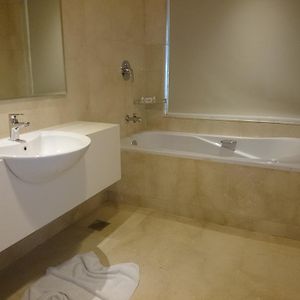 Luxury Suite
